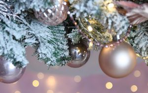 Превью обои шары, гирлянда, снег, елка, новый год, рождество