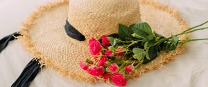 Превью обои шляпа, розы, цветы, букет, эстетика