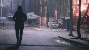 Превью обои силуэт, улица, ночь, снег