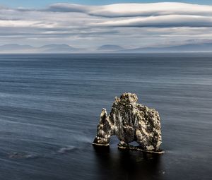 Превью обои скала, арка, море, пейзаж, природа, облака