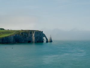 Превью обои скала, арка, море, берег, туман, природа