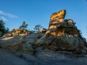 Превью обои скала, горы, камень, каменный, небо