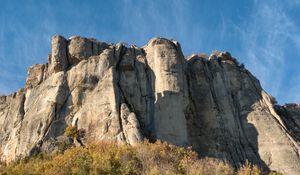 Превью обои скала, камни, каменный, кусты