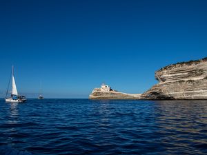 Превью обои скала, маяк, море, природа