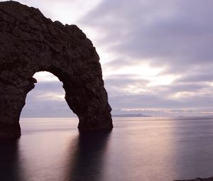 Превью обои скала, море, арка, горизонт, пейзаж