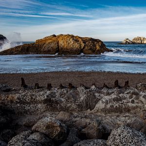 Превью обои скала, море, берег, природа, камни