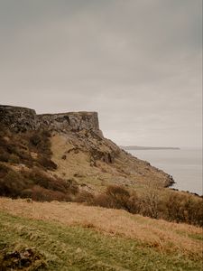 Превью обои скала, обрыв, море, пейзаж, природа