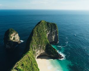 Превью обои скала, остров, океан, пляж, индонезия