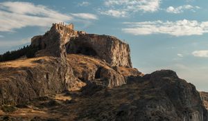 Превью обои скала, пещера, руины, море, лодка