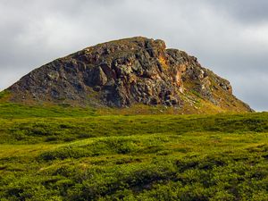 Превью обои скала, рельеф, каменный, трава, склон