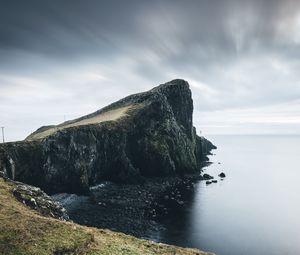 Превью обои скала, утес, море, берег, камни, пейзаж