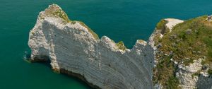 Превью обои скала, утес, море, природа, вид сверху, побережье