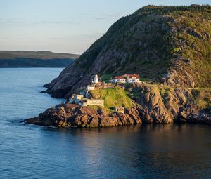 Превью обои скала, утес, вода, берег