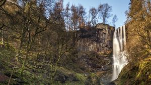 Превью обои скала, водопад, деревья, природа