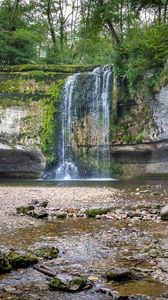 Превью обои скала, водопад, вода, брызги, природа, пейзаж