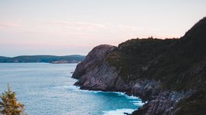 Превью обои скалы, берег, море, ноги