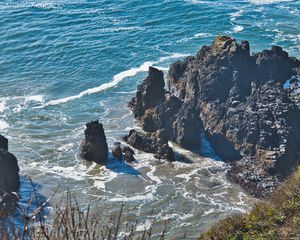 Превью обои скалы, берег, море, волны, природа