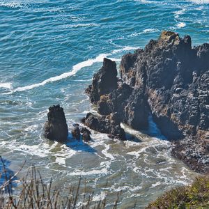 Превью обои скалы, берег, море, волны, природа