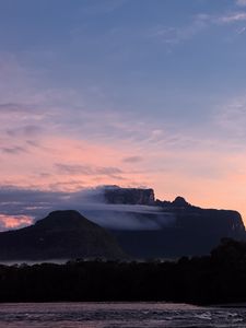 Превью обои скалы, горы, облака, море, деревья, природа