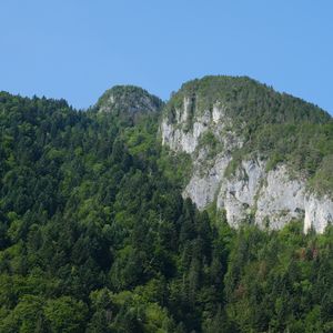 Превью обои скалы, горы, обрыв, деревья, пейзаж