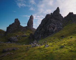 Превью обои скалы, горы, вершины, склон, трава