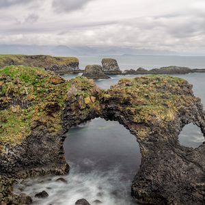 Превью обои скалы, камни, арка, море, облака