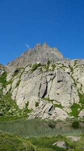 Превью обои скалы, камни, рельеф, трава, природа