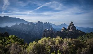 Превью обои скалы, кусты, пейзаж