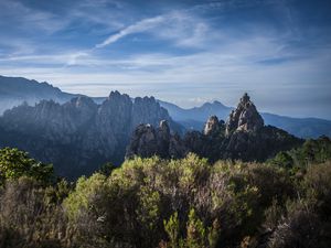 Превью обои скалы, кусты, пейзаж