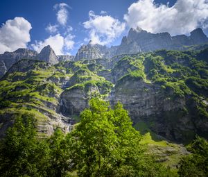 Превью обои скалы, кусты, водопад