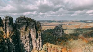 Превью обои скалы, лес, вид сверху, холмы, рельеф, пейзаж