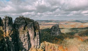 Превью обои скалы, лес, вид сверху, холмы, рельеф, пейзаж