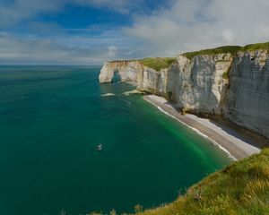 Превью обои скалы, море, берег, утес, пляж, океан, природа
