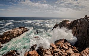 Превью обои скалы, море, брызги, волны