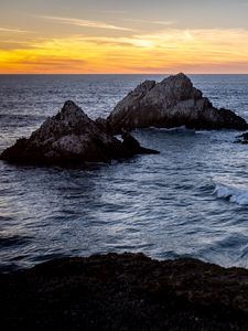 Превью обои скалы, море, горизонт, пейзаж