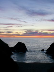 Превью обои скалы, море, горизонт, сумерки