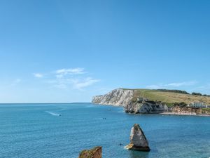 Превью обои скалы, море, лодки, пейзаж, небо