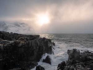 Превью обои скалы, море, пена, пейзаж