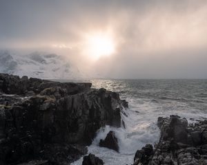 Превью обои скалы, море, пена, пейзаж