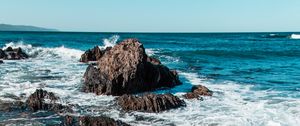 Превью обои скалы, море, песок, побережье