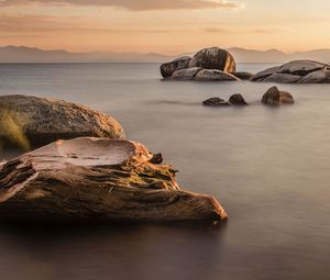 Превью обои скалы, море, вода, сумерки, пейзаж