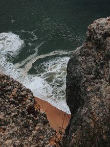 Превью обои скалы, обрыв, море, пляж, волны