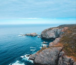 Превью обои скалы, обрыв, прибой, море, пена