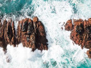 Превью обои скалы, пена, море, вода, камни