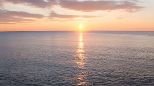 Превью обои скалы, побережье, море, закат, блики