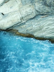 Превью обои скалы, побережье, море, волны, волнистый, вода