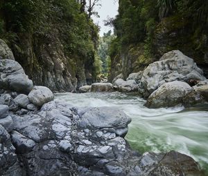 Превью обои скалы, река, вода, поток, камни, природа