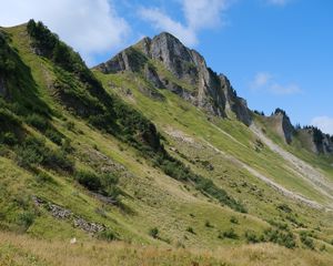 Превью обои скалы, склон, трава, пейзаж