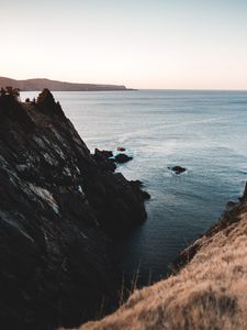 Превью обои скалы, утес, море, вода, горизонт