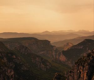 Превью обои скалы, вершины, холмы, даль